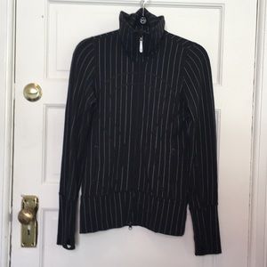 Lululemon zippered long Jacket with thumbholes